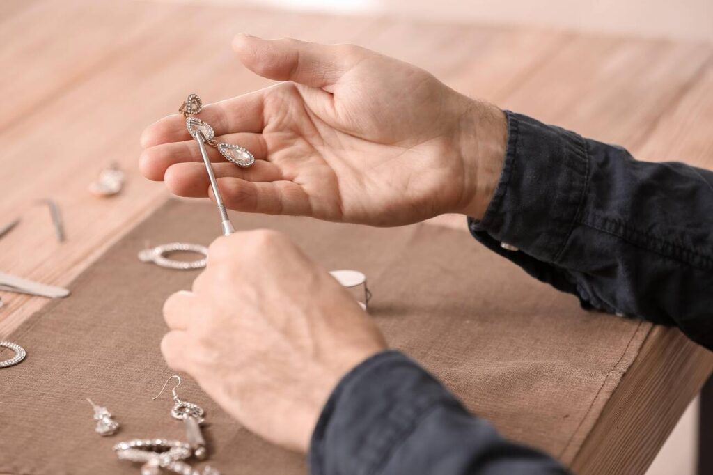 How-Newport-Jewelers-Crafts-One-of-a-Kind-Custom-Pieces