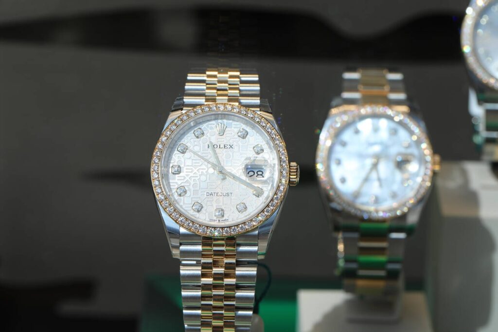 Top-Luxury-Watches-Available-at-Newport-Jewelers-in-Newport-Beach