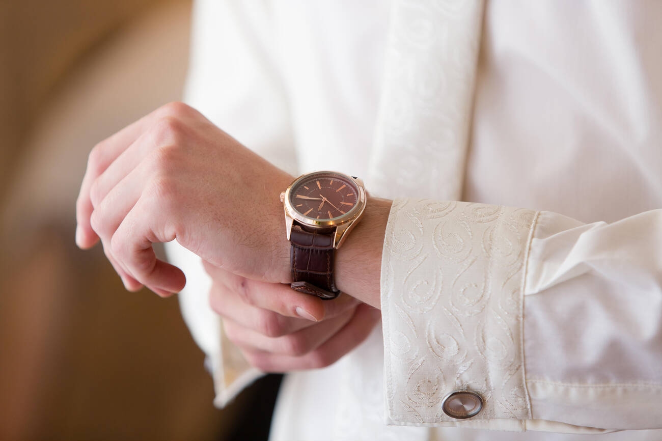 How-to-Spot-a-Fake-Luxury-Watch-Tips-from-Newport-Beach’s-Trusted-Jewelers