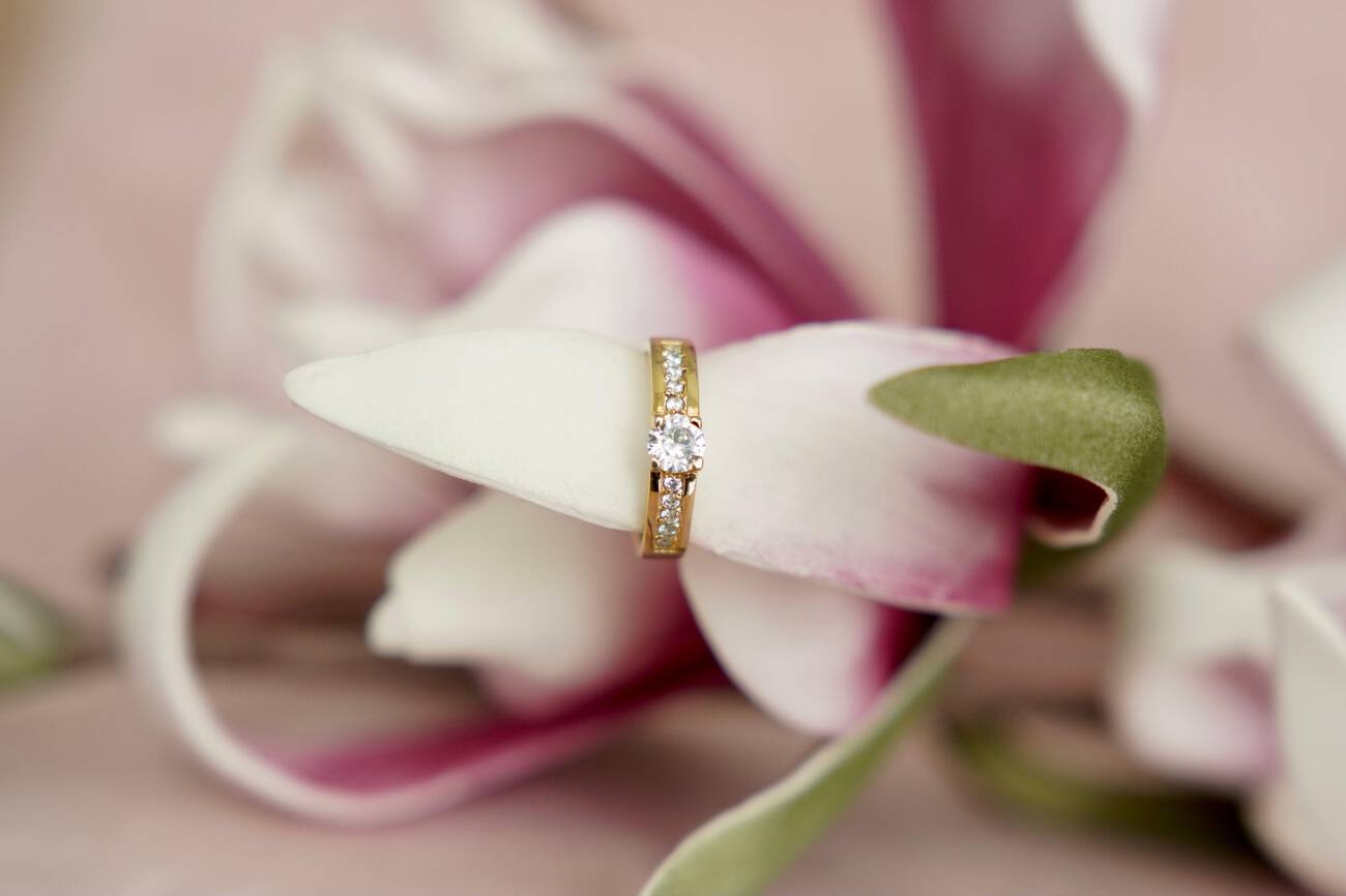 Eco-Conscious-Jewelry-How-Newport-Jewelers-Supports-Sustainable-Luxury